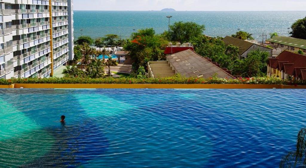 Lpn Park Beach Tour B Bãi biển Jomtien Ngoại thất bức ảnh