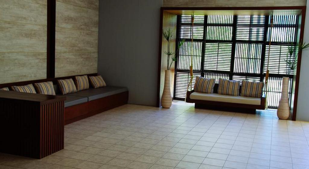 Lpn Park Beach Tour B Bãi biển Jomtien Ngoại thất bức ảnh